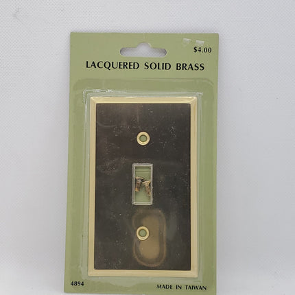 Lacquered Polish Brass Single Switch Plate (Square Shape) - Bargainwizz
