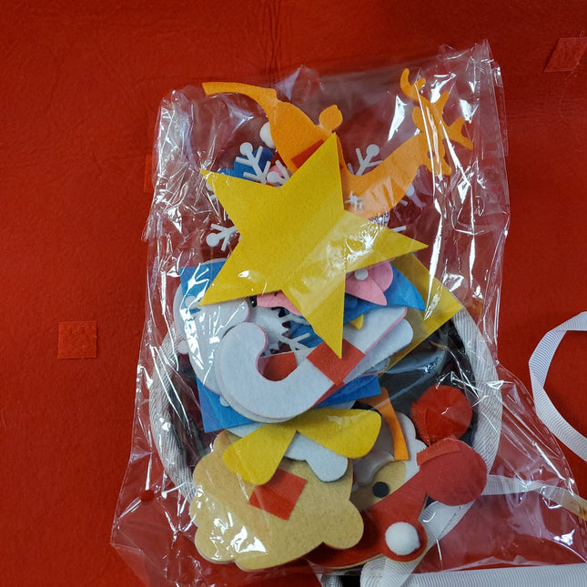 35-Inch Felt Christmas Tree Skirt in Red/White - Bargainwizz