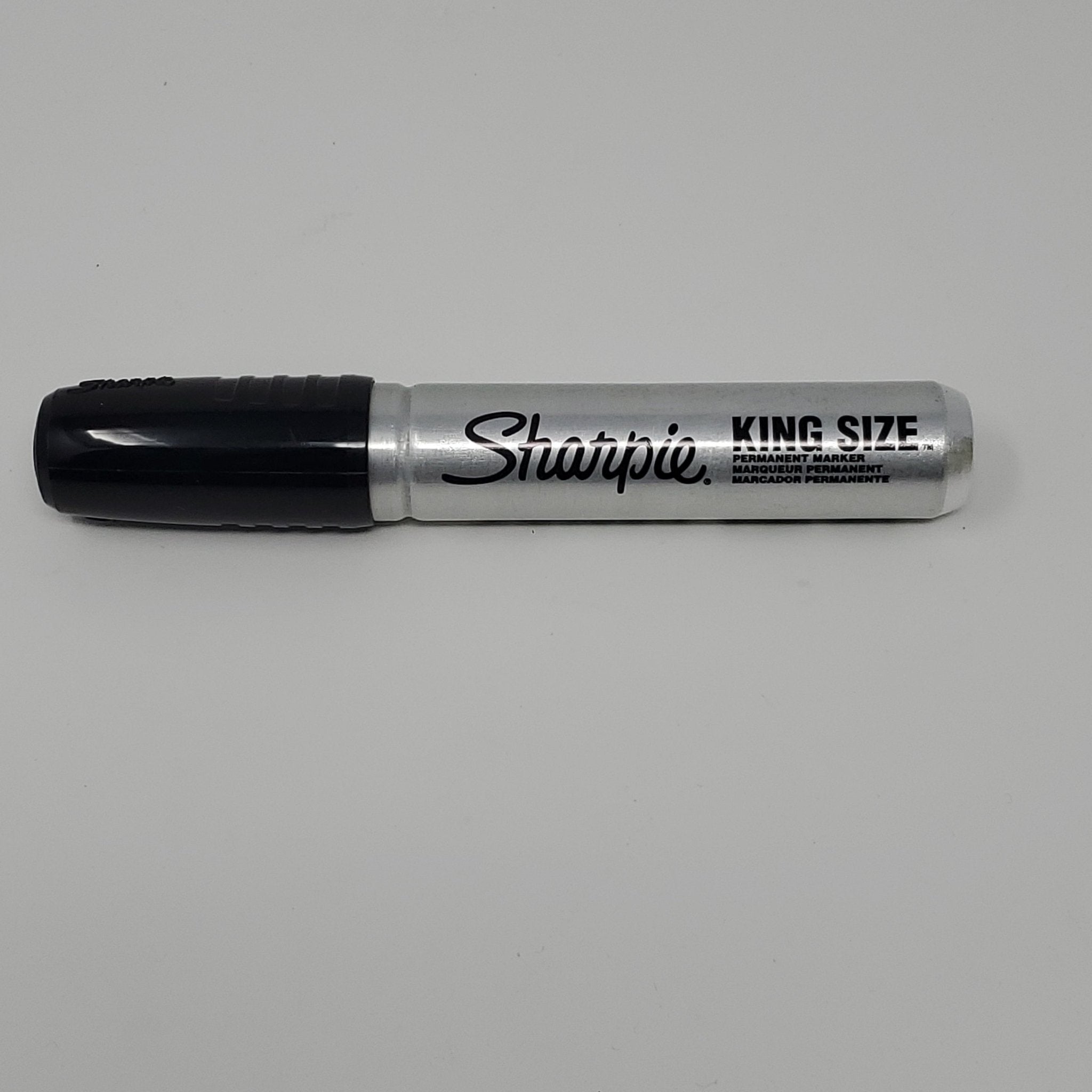 Sharpie 15001 King Size Permanent Marker, Black, 12 Markers - Bargainwizz