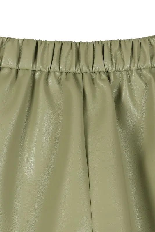 Vegan leather shorts - Bargainwizz